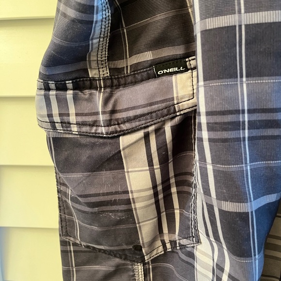 Oneill Board Shorts Mens 38 Surfing Trunks Multicolor Plaid Pocket. - Picture 4 of 7